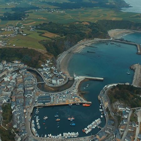Pension Oria Luarca Eksteriør billede
